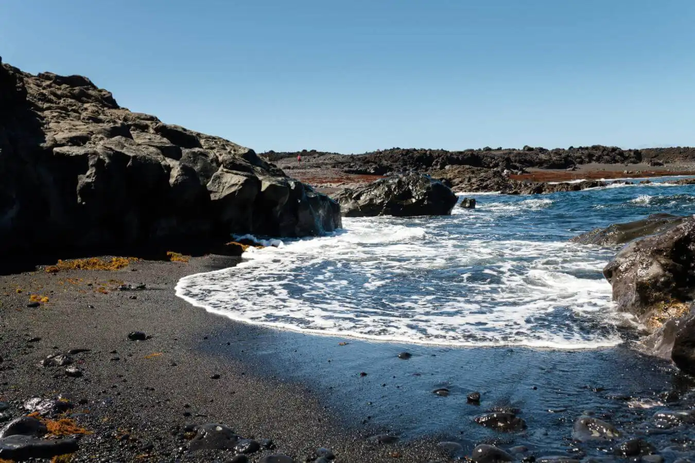 Descubre la Mística Playa de Las Malvas en Lanzarote